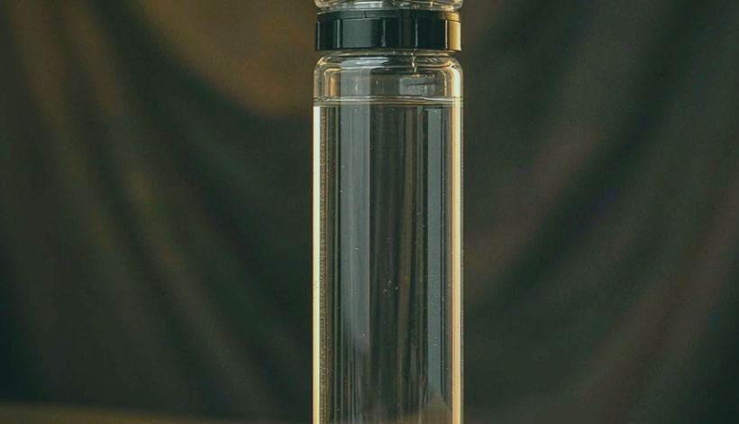 Bahrain Duty Free Original Authentic Vape packaging detail